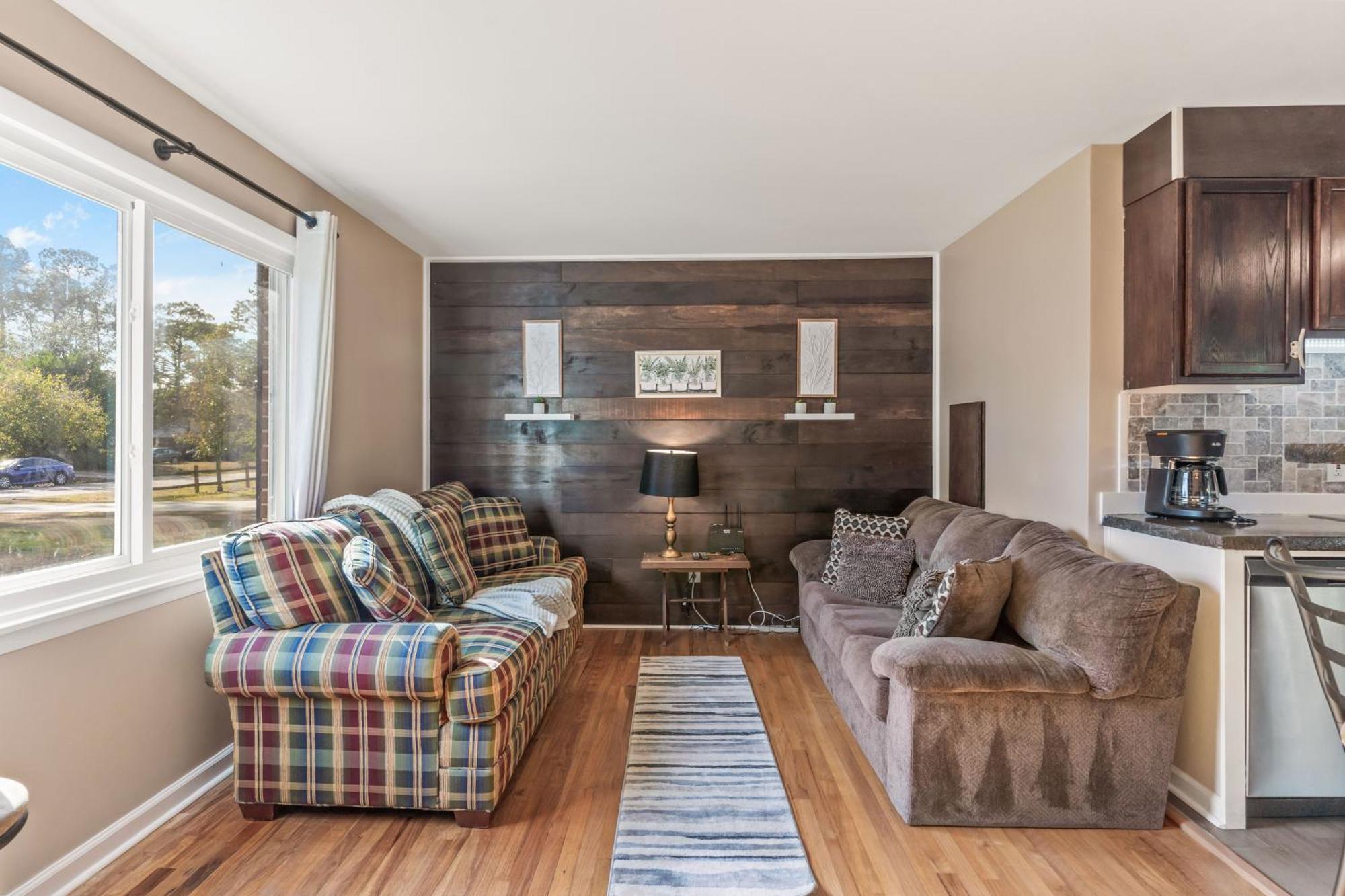 Villa Chill Retreat, Hot Tub, Large Private Yard Wilmington Esterno foto