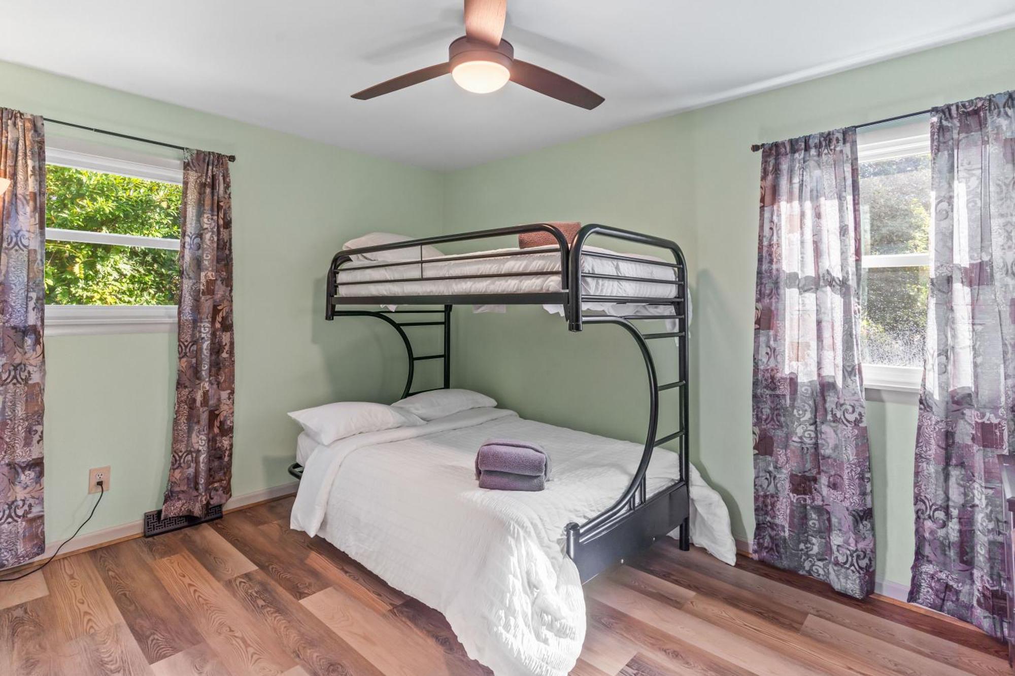 Villa Chill Retreat, Hot Tub, Large Private Yard Wilmington Esterno foto